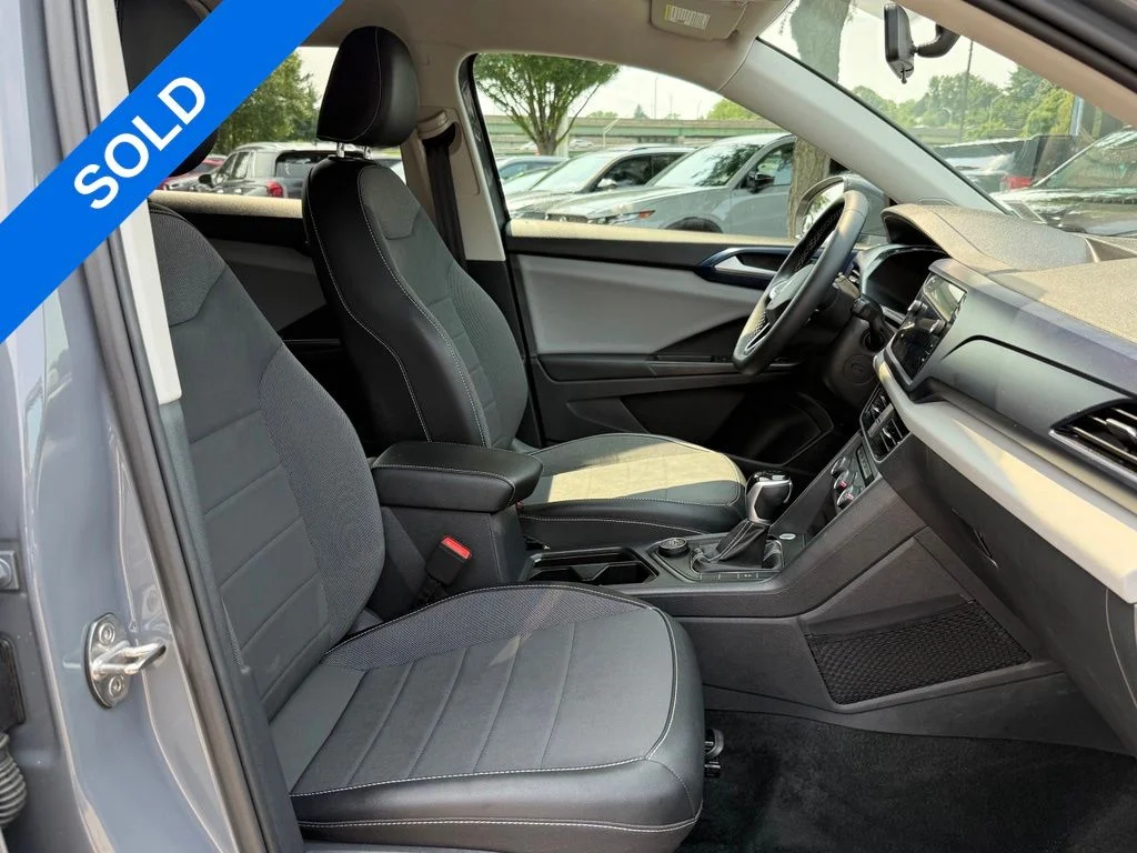 Used 2022 Gray Volkswagen 1.5T SE image 28