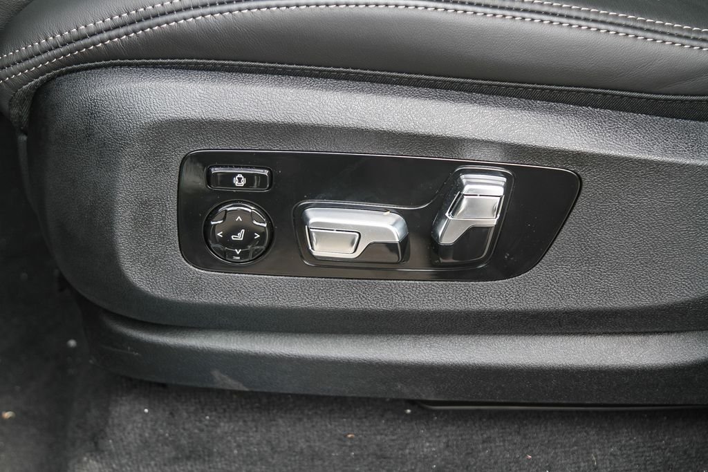 2026 BMW X7 ALPINA XB7 - Photo 19