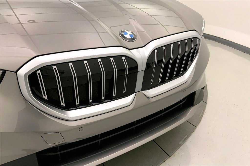 2026 BMW 5 Series 530i - Photo 28