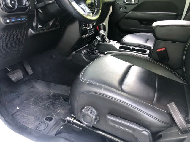 Used 2023 White Jeep Sahara 4xe image 22