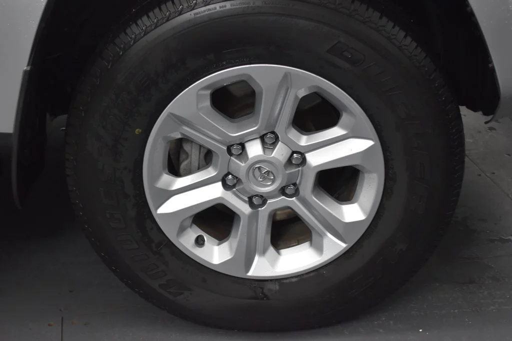 Used 2020 Silver Toyota SR5 image 30