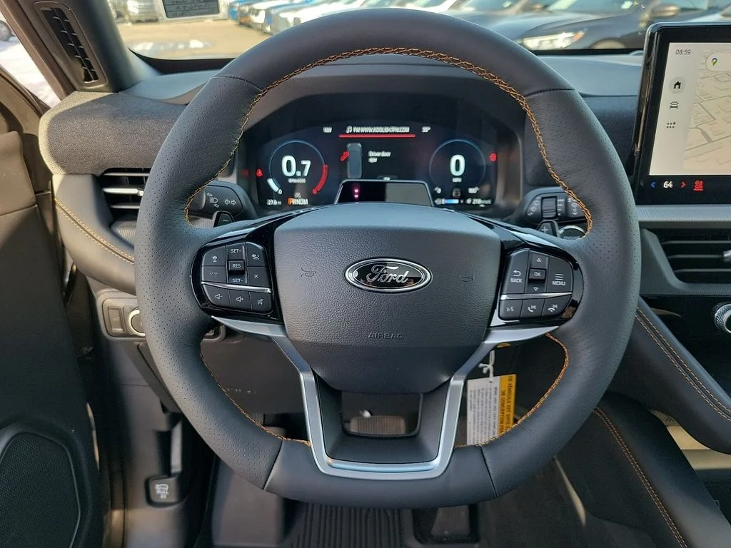 New 2026 Carbonized Gray Metallic Ford Tremor® image 19