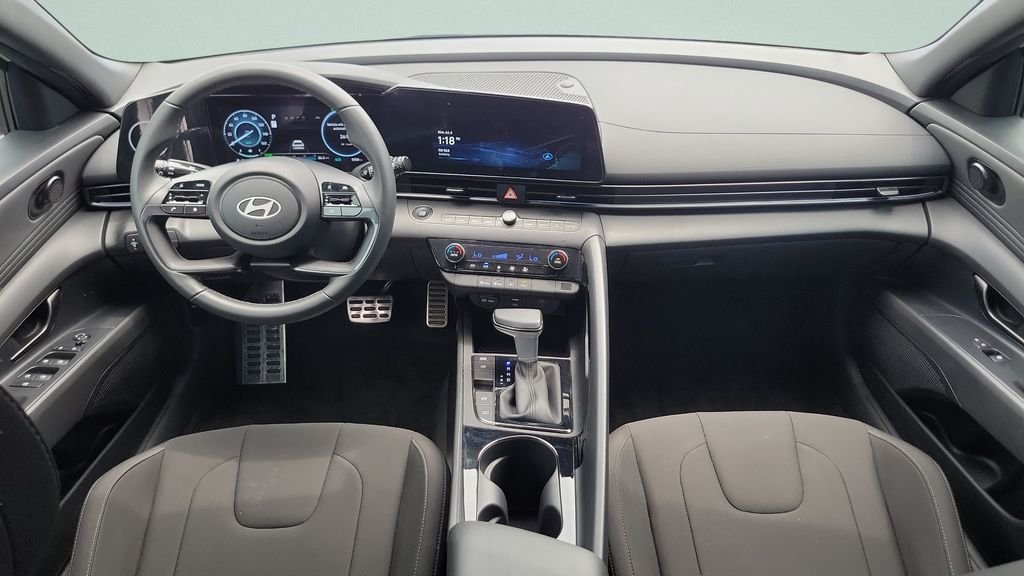 2025 Hyundai Elantra Blue - Photo 11