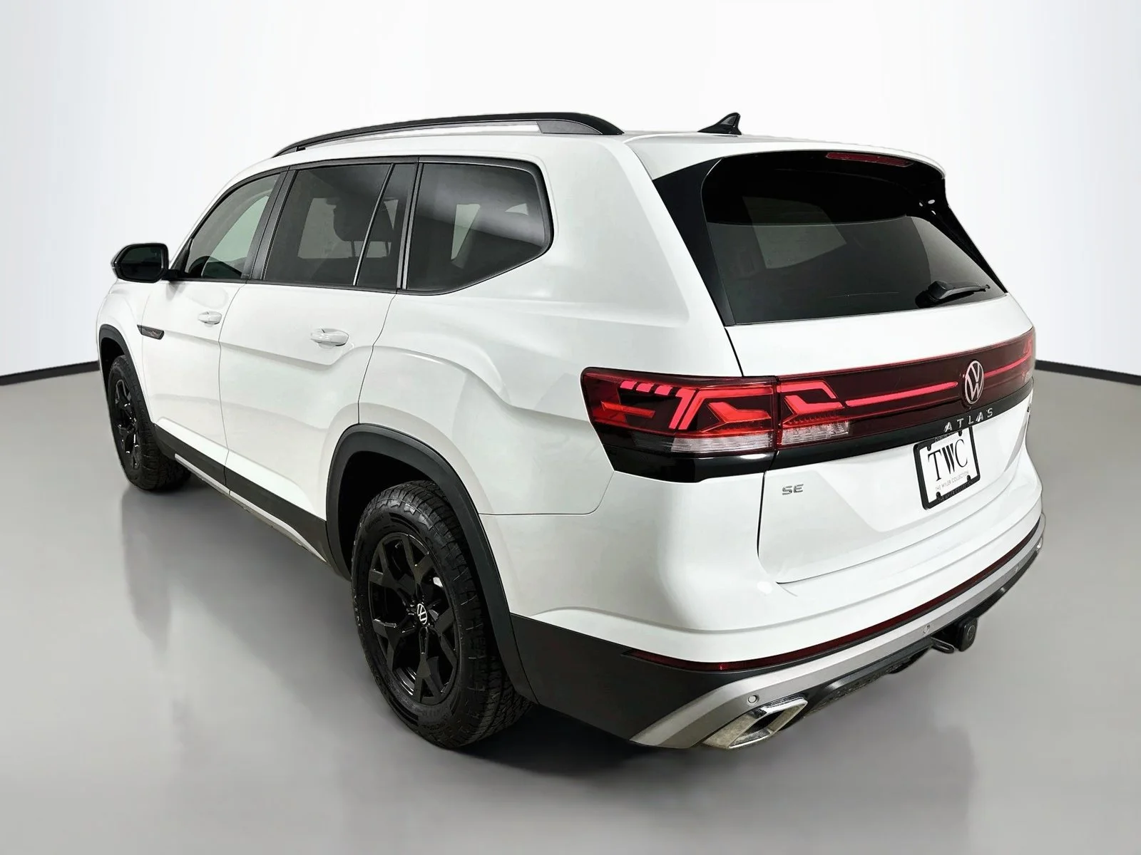 Used 2025  Volkswagen  image 7