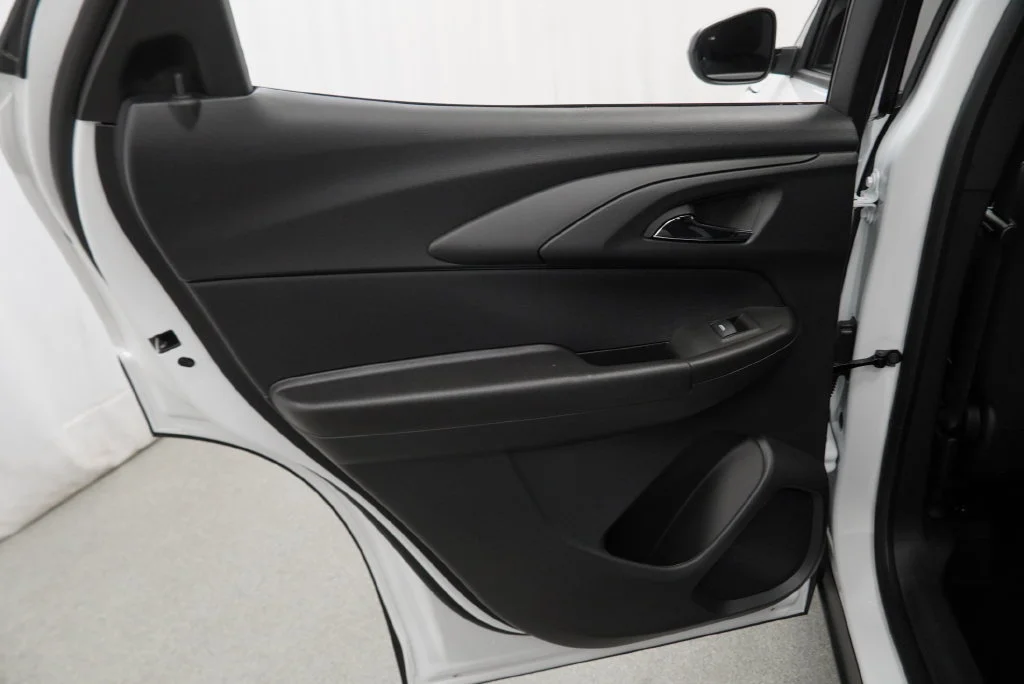 New 2026 Summit White Chevrolet LS image 31