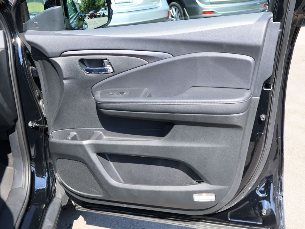 Used 2023  Honda RTL-E image 11
