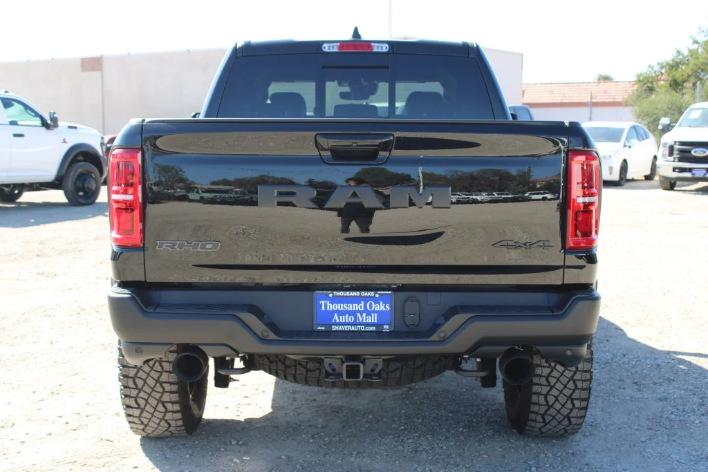 New 2026 Diamond Black Crystal Pearl-Coat Exterior Paint Ram RHO image 5