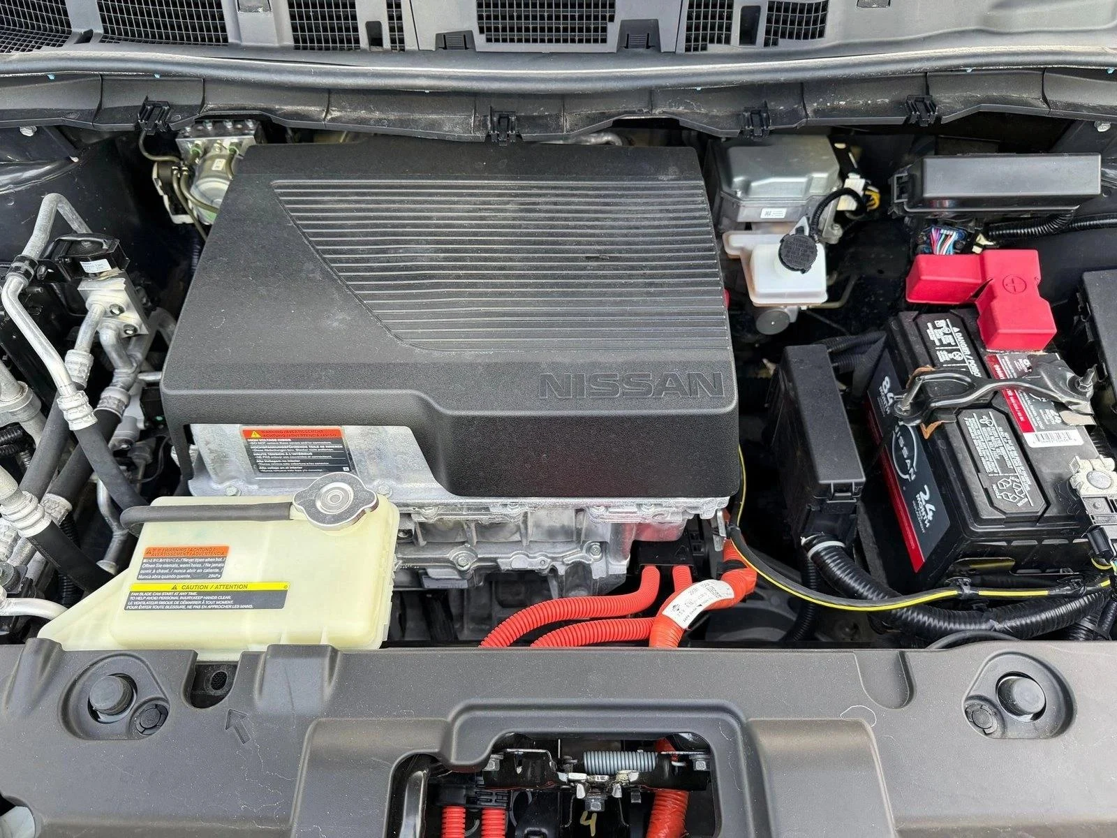 Used 2019 Super Black Nissan SL PLUS image 21