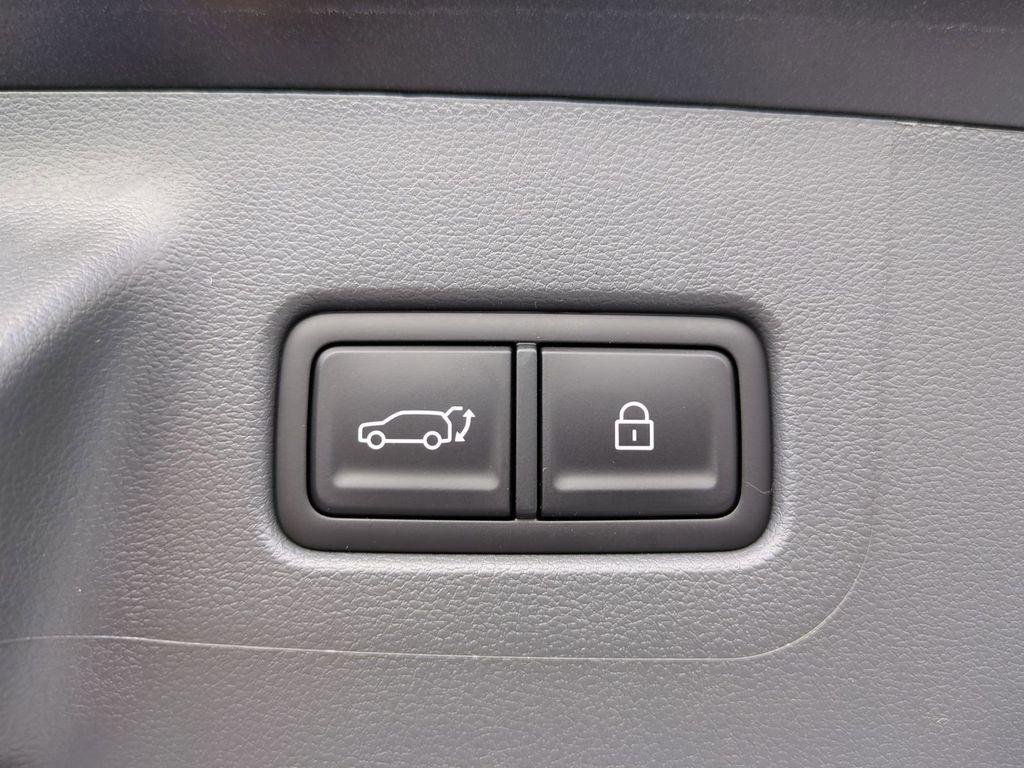 New 2026 Black Hyundai SEL image 15