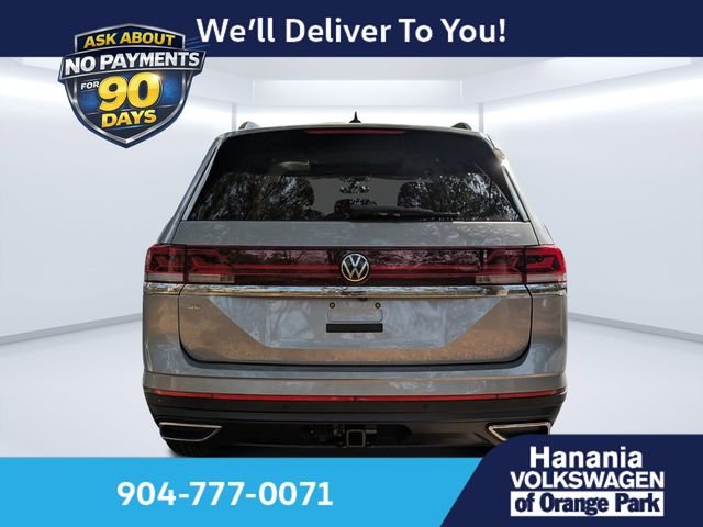 New 2026 Silver Volkswagen 2.0T SE w/Technology image 4