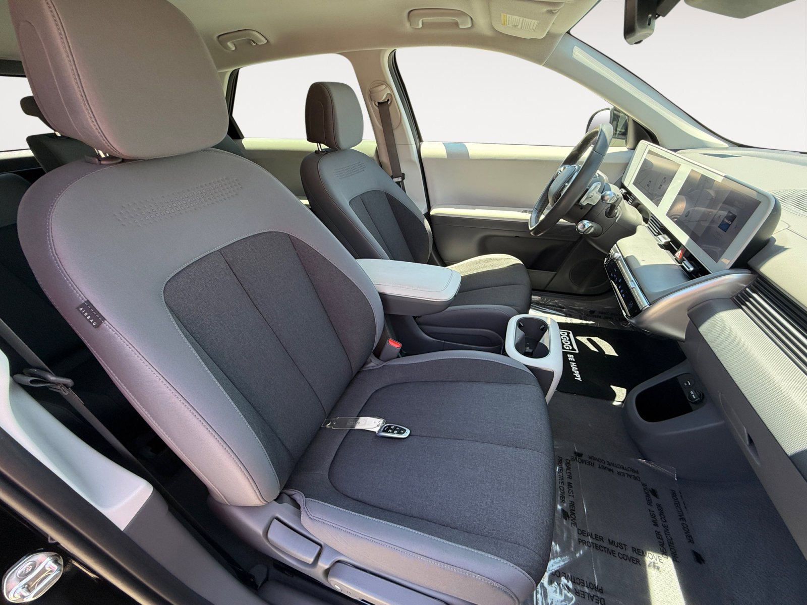Used 2024 Abyss Black Hyundai SEL image 19