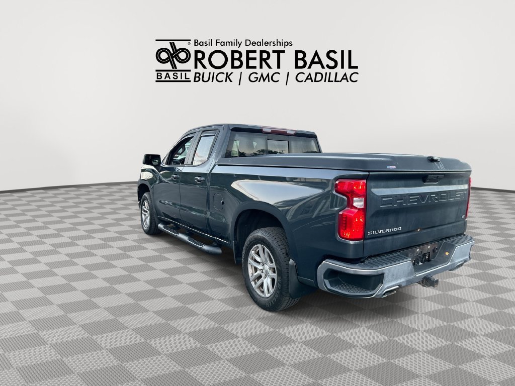 Used 2019 Gray Chevrolet LT image 6