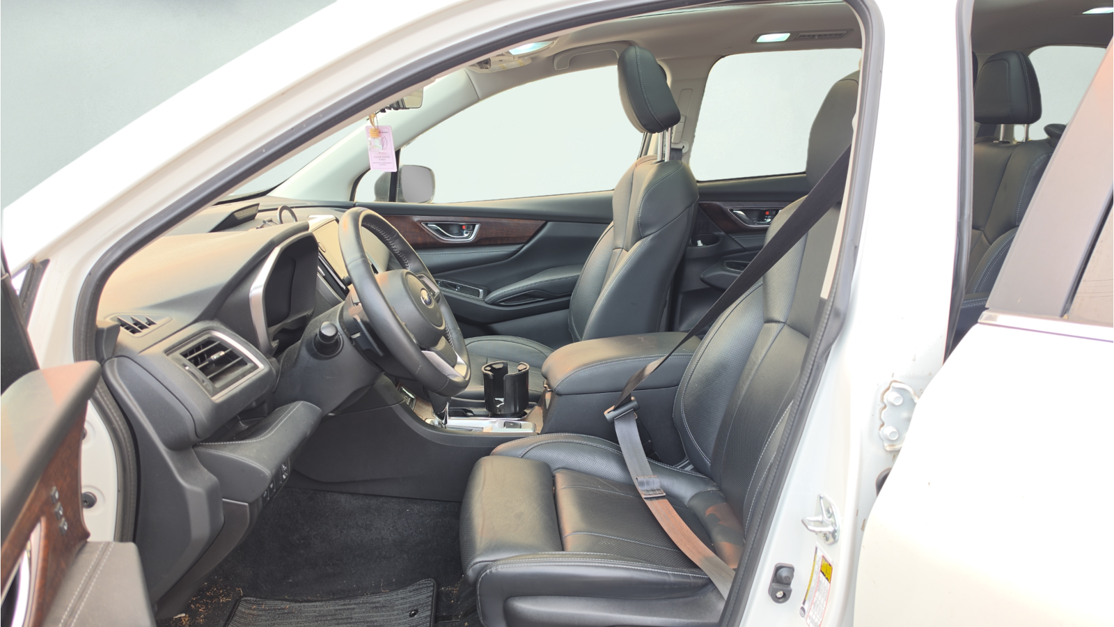 Used 2023 Crystal White Pearl Subaru Touring image 17