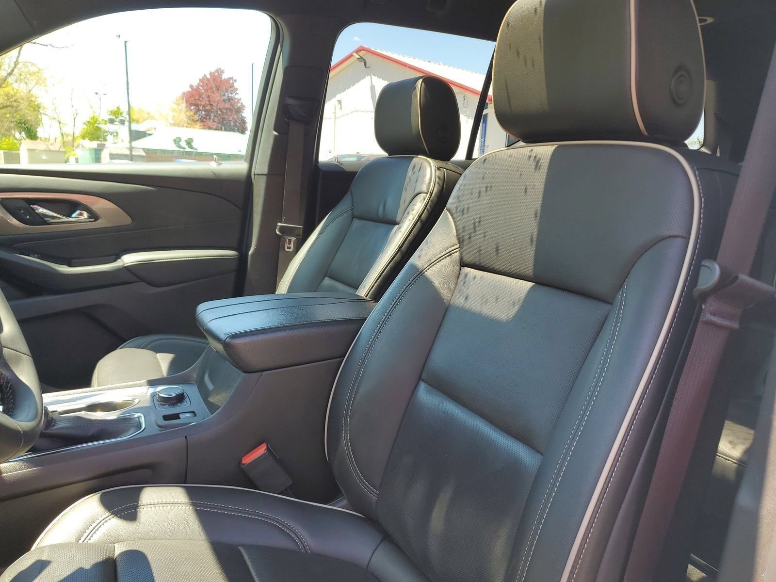 Used 2023 White Chevrolet Premier image 17