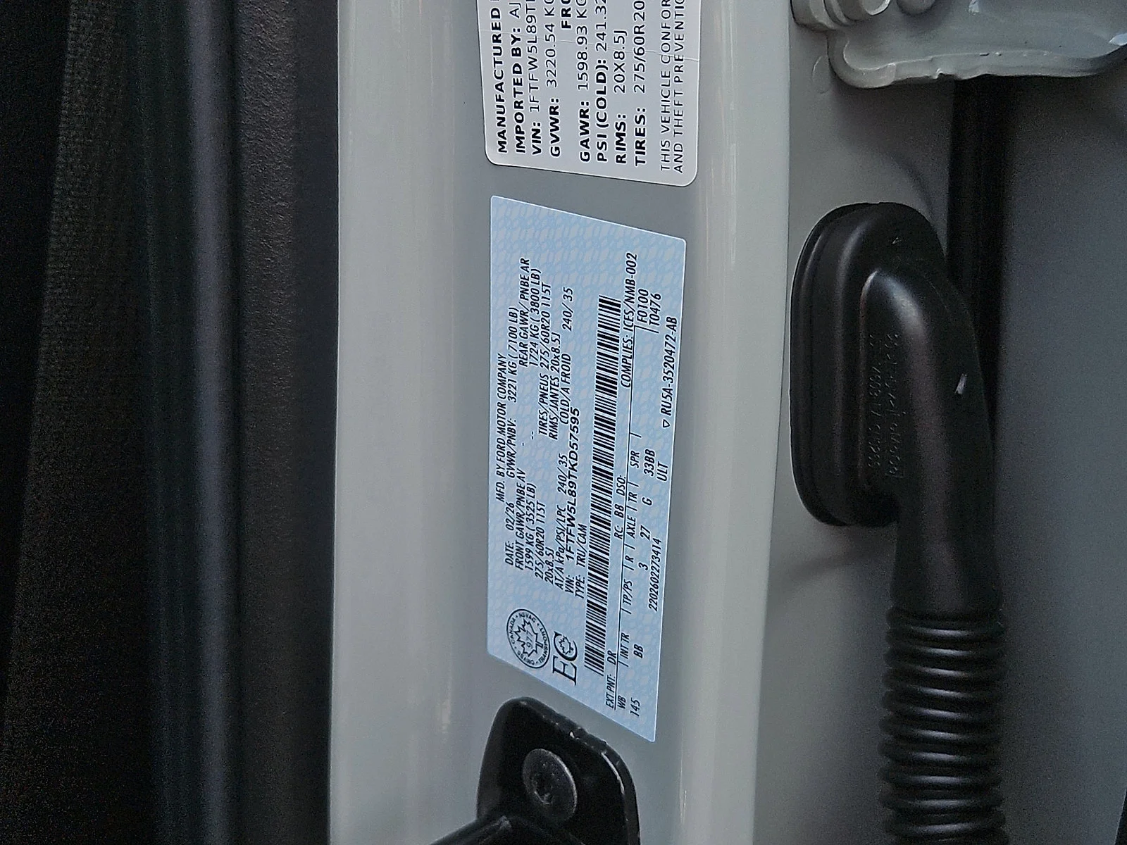 Used 2026 Carbonized Gray Metallic   M7 Ford LARIAT image 28