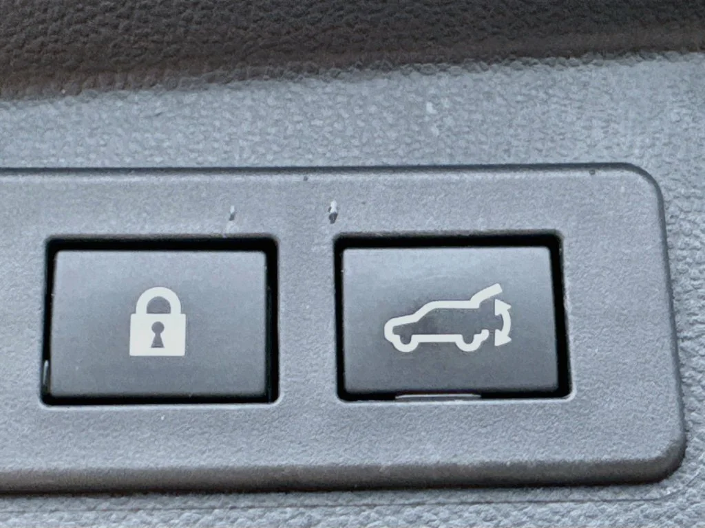 Used 2020 Gray Subaru Touring XT image 33