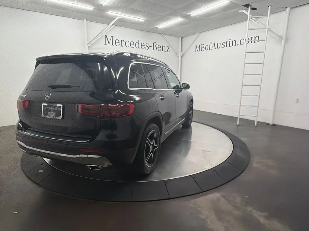 New 2026 Black Mercedes-Benz GLB 250 image 7