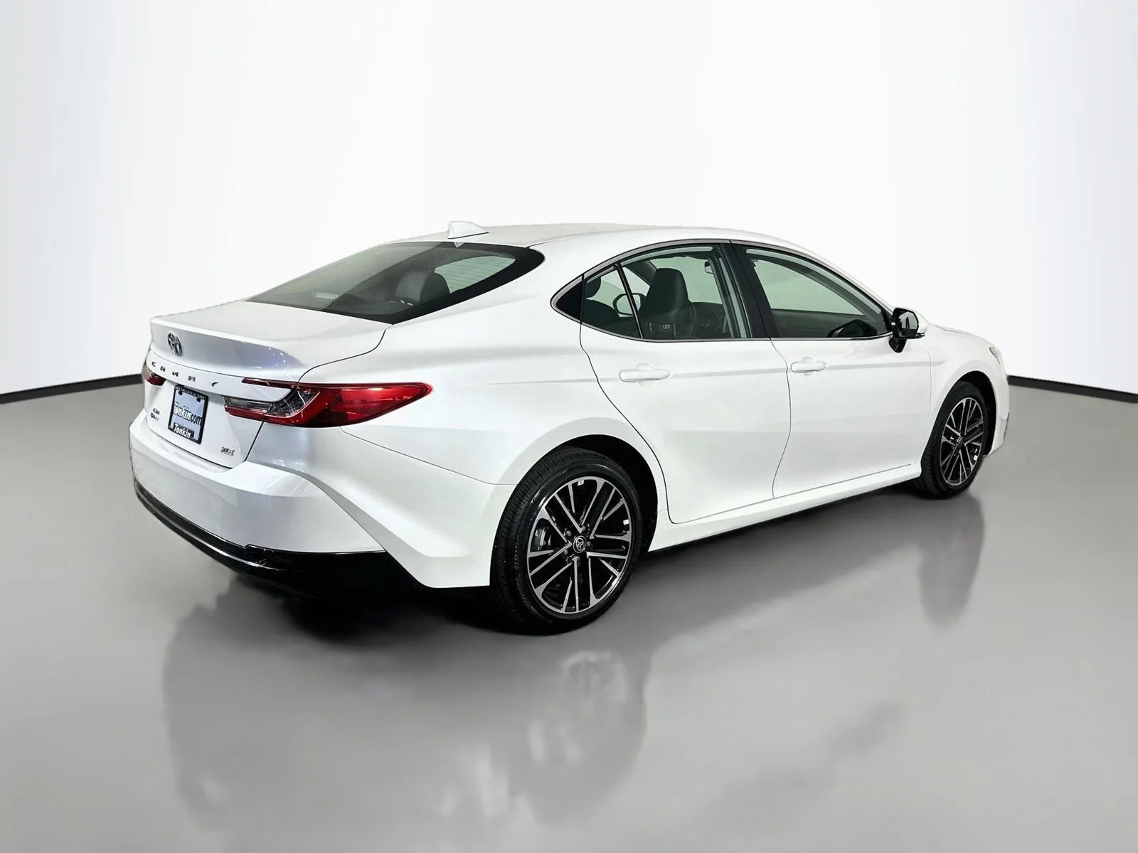 Certified Used 2025 Beige Toyota XLE image 7