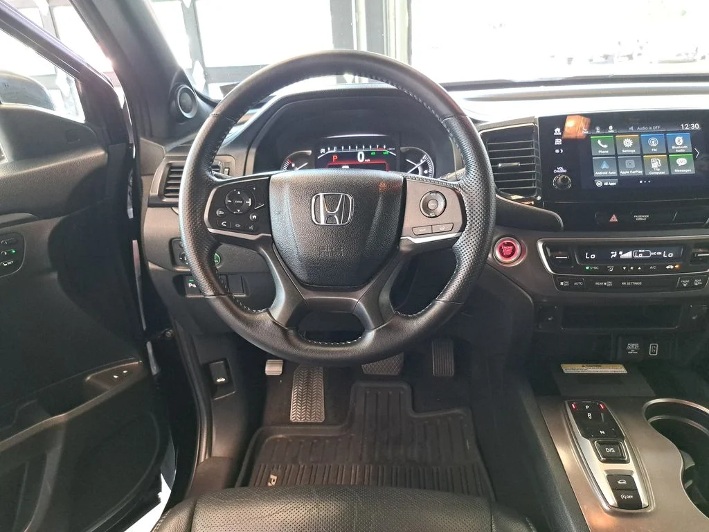 Used 2023 Beige Honda EX-L image 19