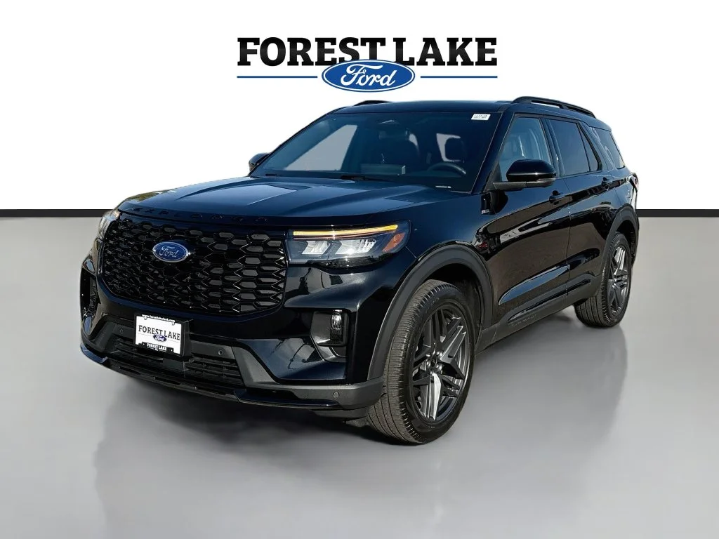 Certified Used 2025 Black Metallic Ford ST-Line image 3