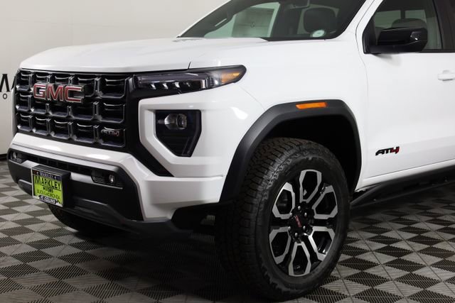 2025 GMC Canyon AT4 - Photo 39