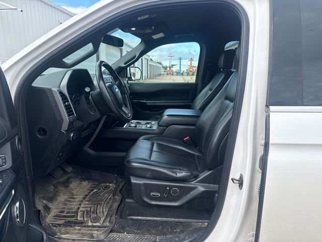 Used 2019 White Ford XLT image 3