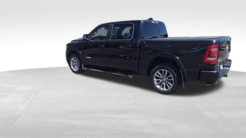 Used 2022 Diamond Black Ram Laramie image 6