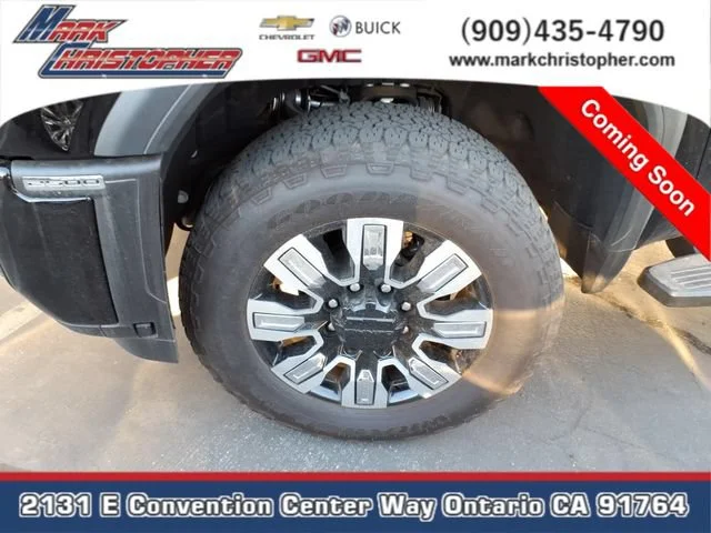 Used 2025 Onyx Black GMC Denali image 3
