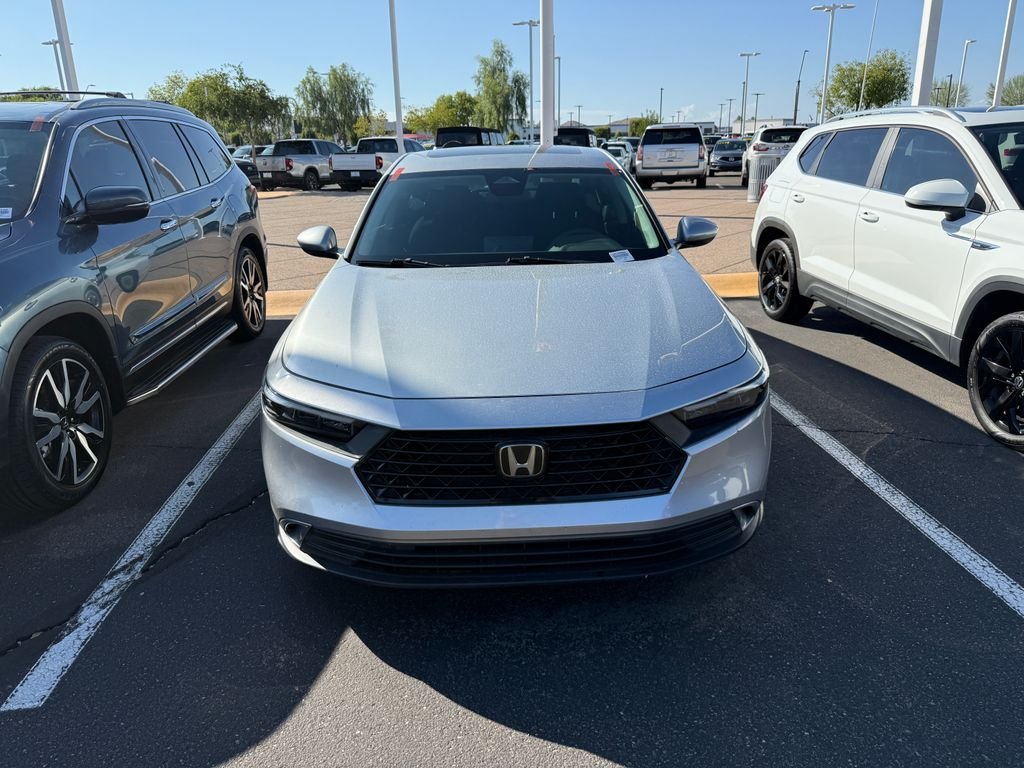 Certified Used 2024 Solar Silver Metallic Honda EX image 2