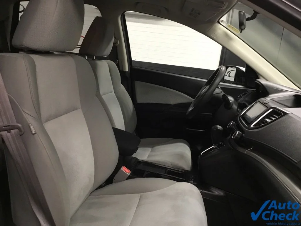 Used 2016 Silver Honda EX image 34