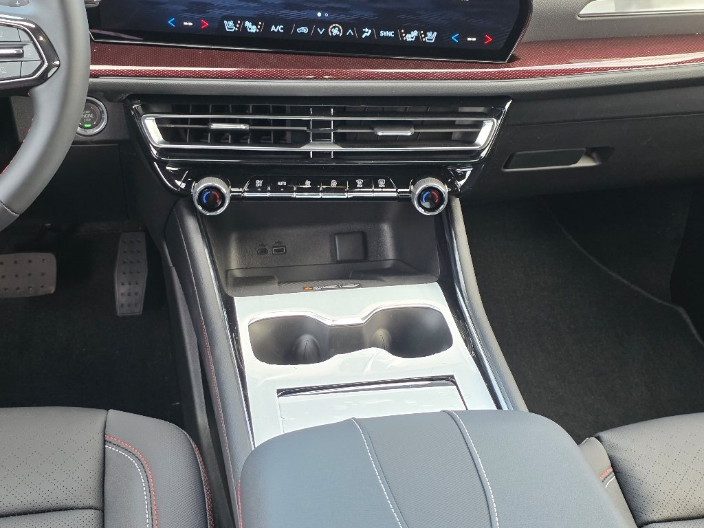 New 2026 Mosaic Black Metallic Chevrolet RS image 15