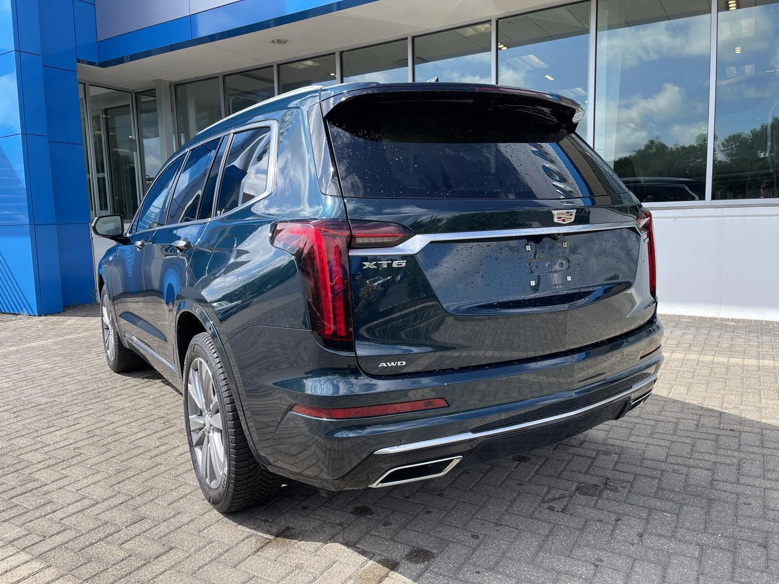 Used 2024 Emerald Lake Metallic Cadillac Premium Luxury image 3