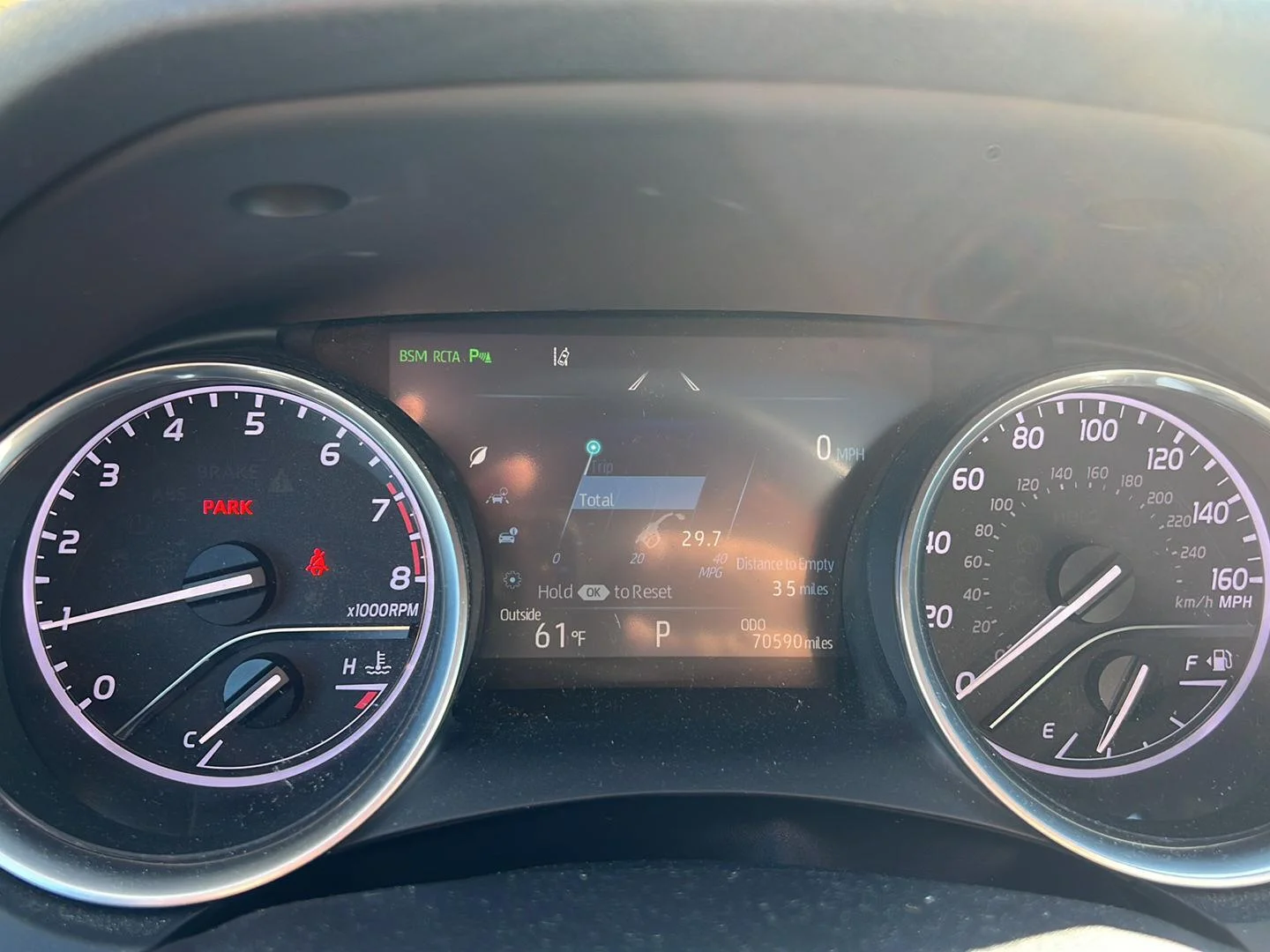 Used 2018 Midnight Black Metallic Toyota XLE image 5