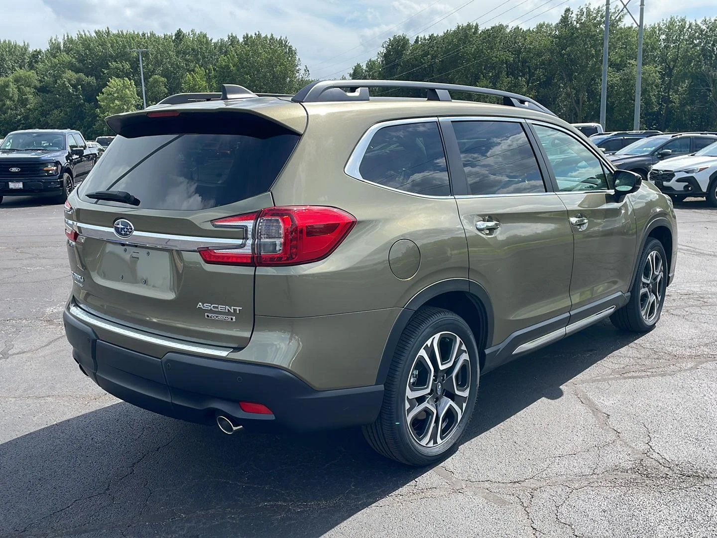 New 2026 Autumn Green Metallic Subaru Touring image 5