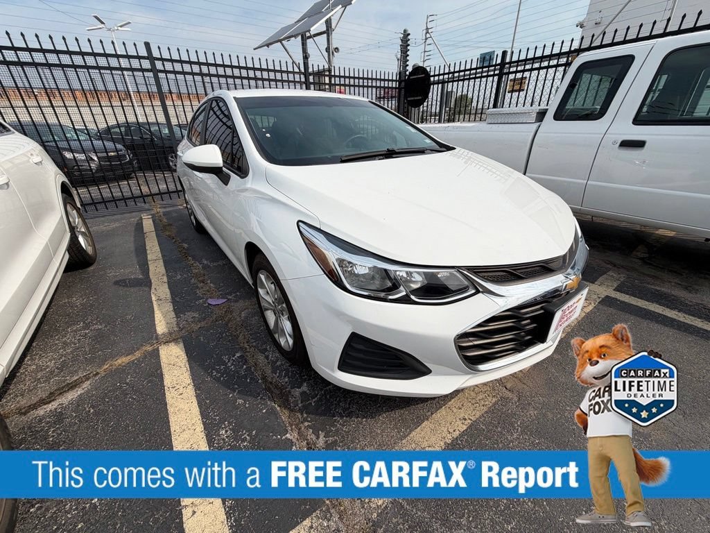 Used 2019 SUMMIT WHITE Chevrolet LS image 2