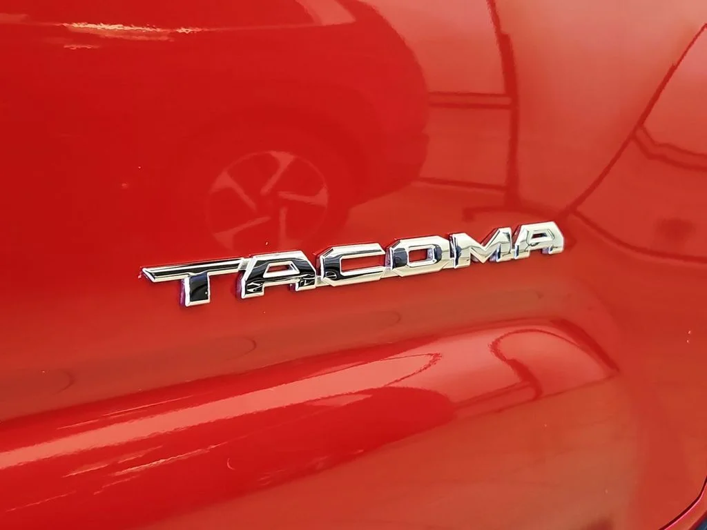 Used 2016 Barcelona Red Metallic Toyota TRD Off-Road image 26