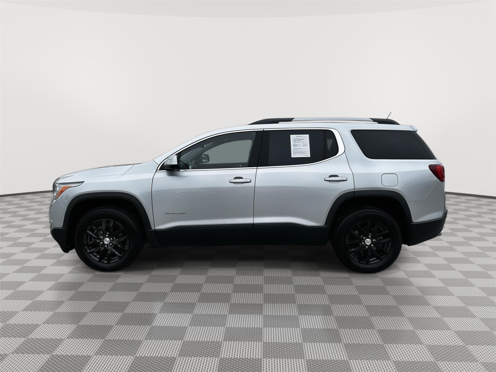 Used 2019 Quicksilver Metallic GMC SLT image 3