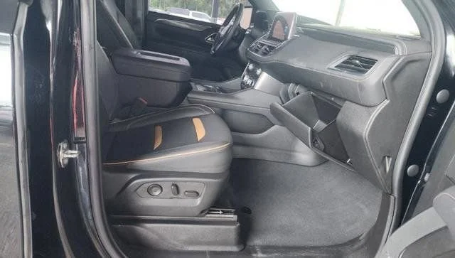 Used 2023 Onyx Black GMC AT4 image 6