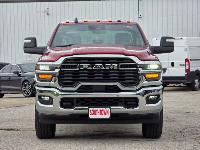 New 2026 Molten Red Pearl-Coat Exterior Paint RAM Big Horn image 2