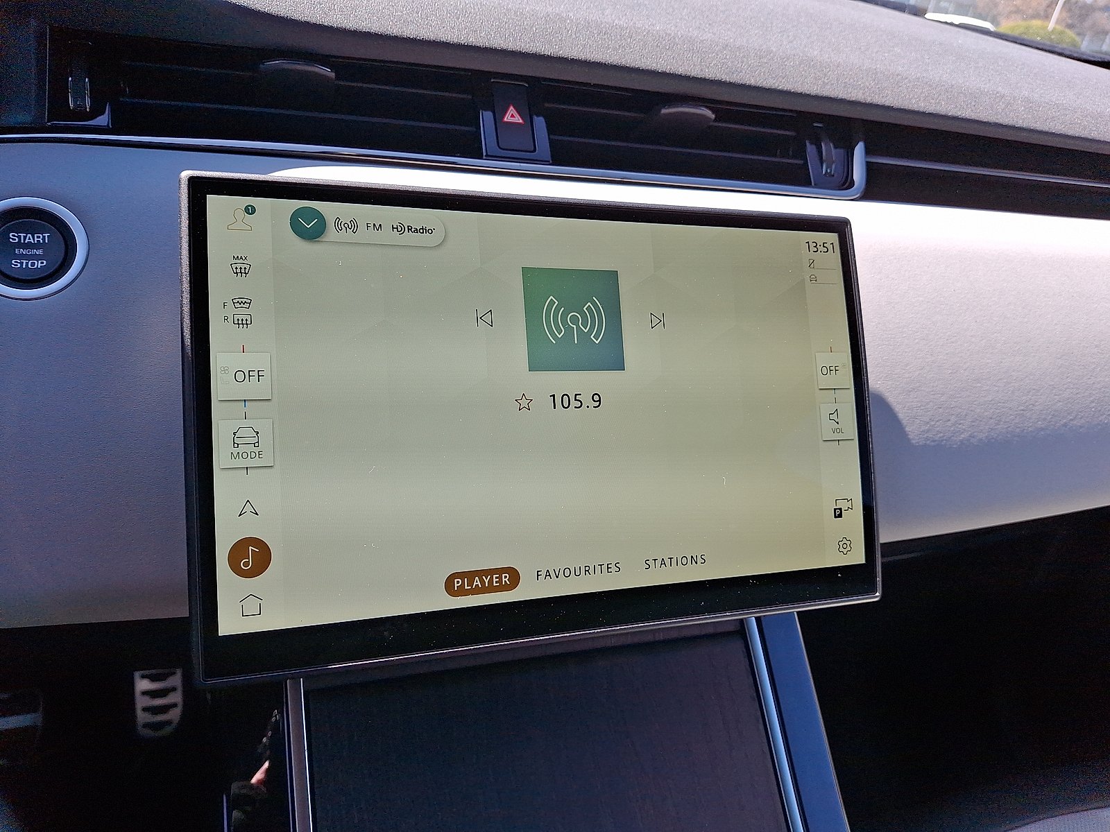 2026 Land Rover Range Rover Evoque Dynamic SE - Photo 8