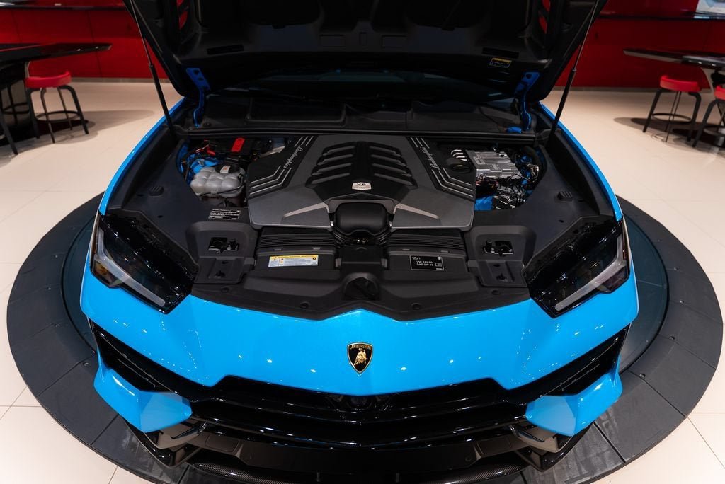 Used 2024 Blu Cepheus Metallic Lamborghini Performante image 52