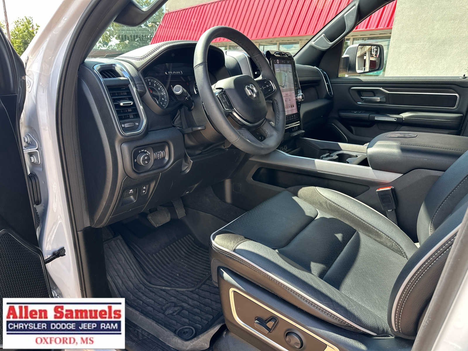 Used 2025 Bright White Clearcoat Ram Laramie image 10
