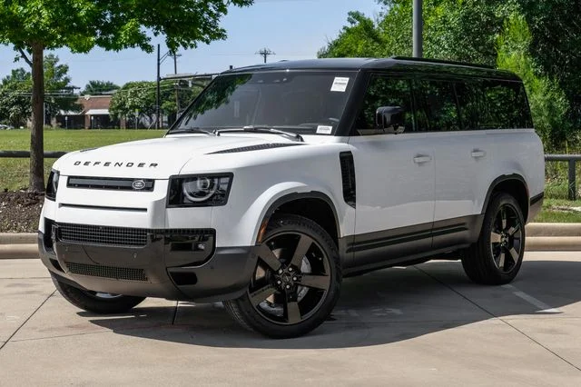 New 2026 White Land Rover S image 2
