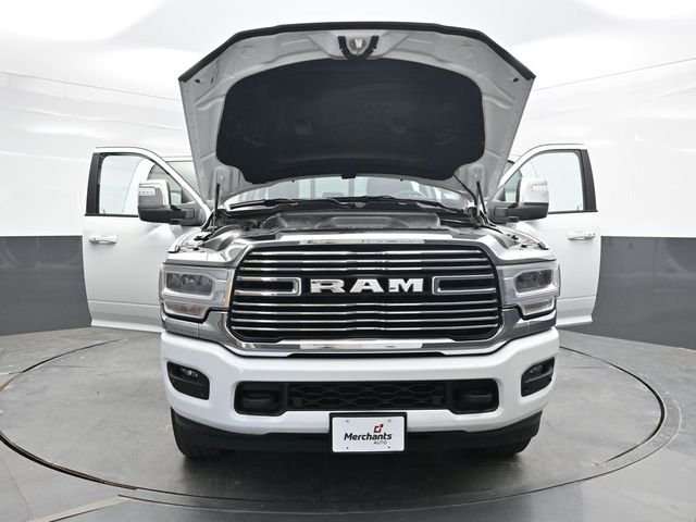 Used 2024 White Ram Laramie image 37