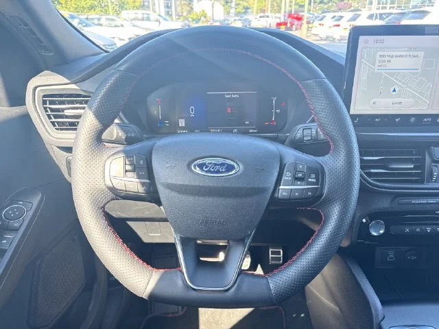 Used 2023 Rapid Red Metallic Tinted Clearcoat Ford ST-Line image 22