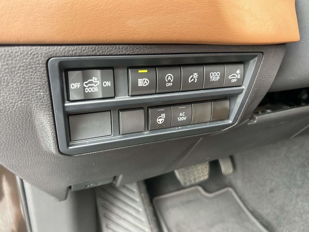 Used 2025  Toyota 1794 image 22