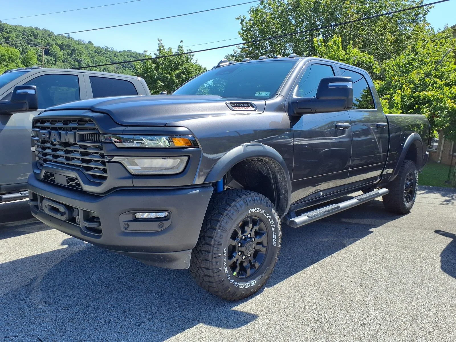 New 2026 Granite Crystal Metallic Clearcoat RAM Tradesman image 3