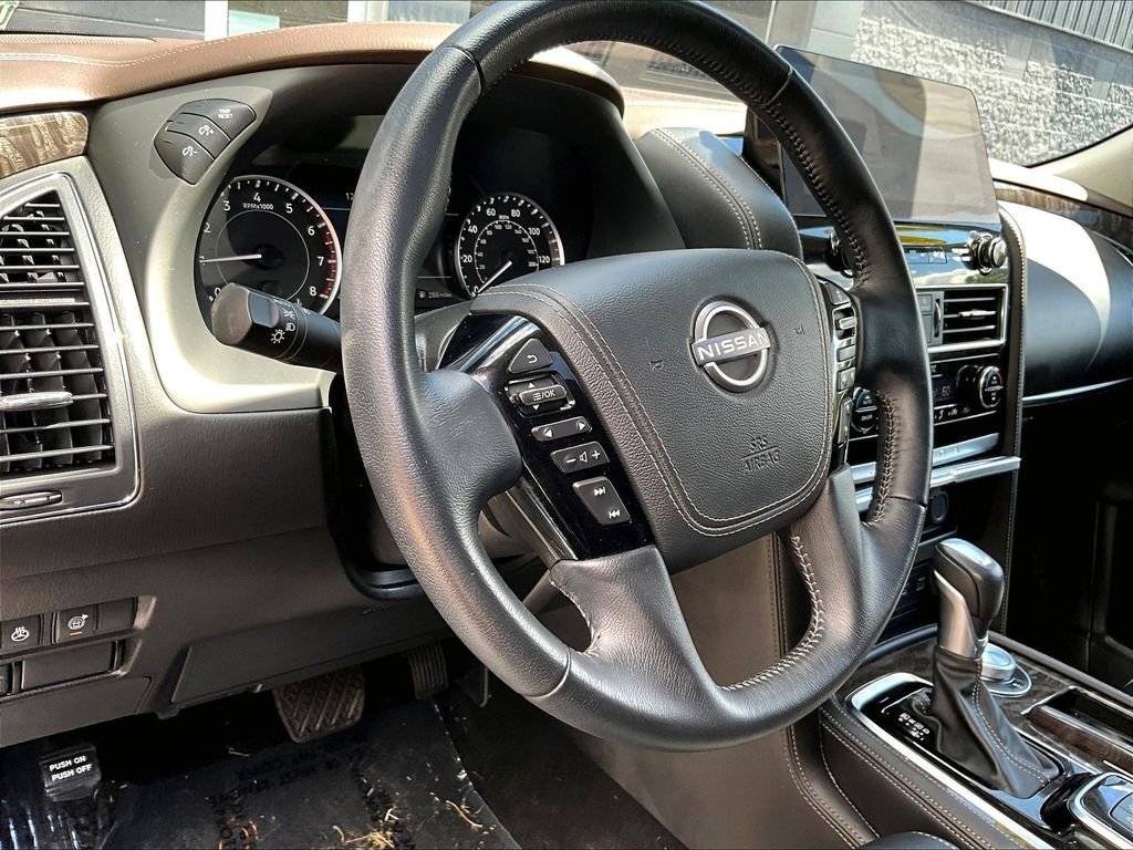 Used 2024 Red Nissan Platinum image 19