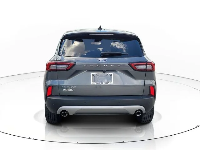 Used 2025 Gray Ford Active image 6