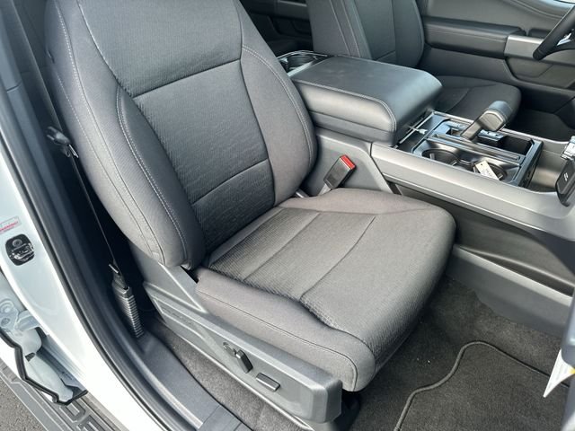 New 2026 White Ford XLT image 27